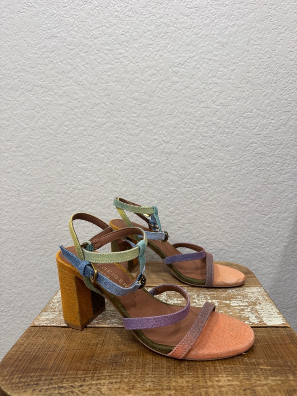 Kurt Geiger Hampton Rainbow Heel Sandals Size 37 / 7 - Picture 4 of 10